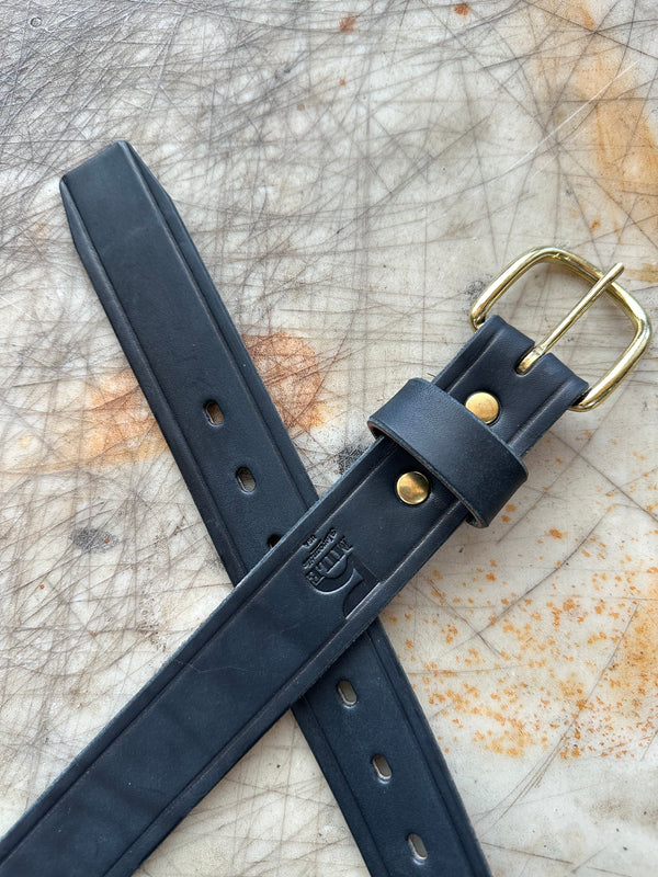 Granger Belt Matte Black on Cutting Table